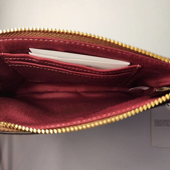 NWT COACH CK358 Corner Zip Wristlet Khaki Signature Canvas Cerise (Pink) - Picture 2 of 3